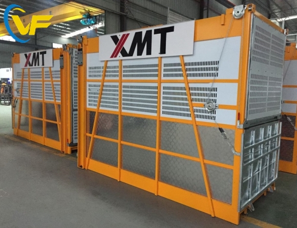 Cẩu tháp, vận thăng lồng